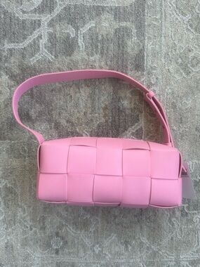 NEW Bottega Veneta Lambskin Maxi Intrecciato Small Brick Cassette Bag PinkRibbon
